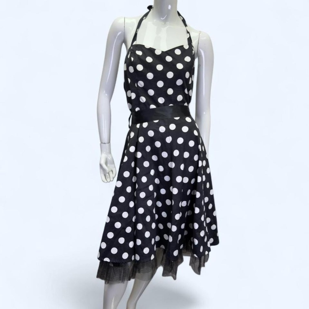 Hearts & Roses vintage-inspired halter dress in‎ black & white polka dots